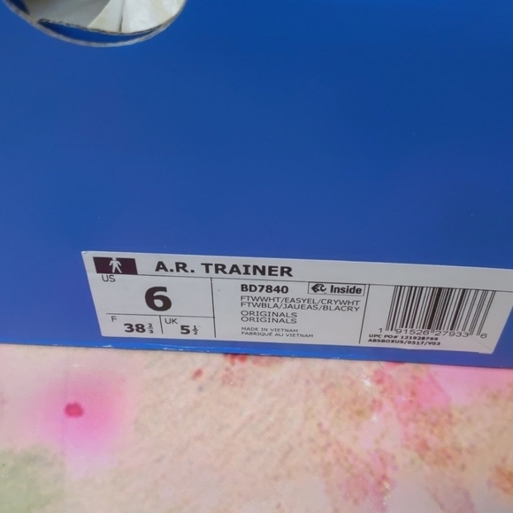 ADIDAS Originals A.R. Trainer Shoes 6 White Gold - Picture 2 of 5